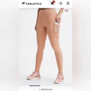 NWT Fabletics On-The-Go Powerhold Legging "Maplewood"